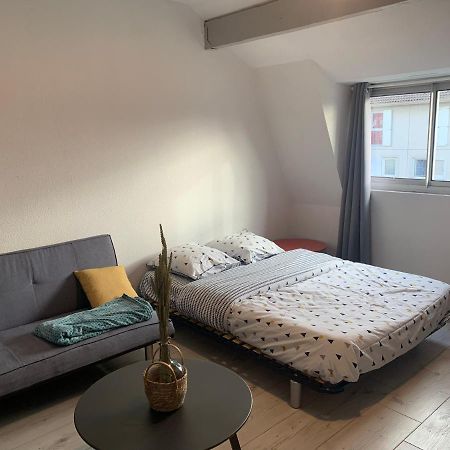 Joli Studio Avec Garage Prive Apartment Тарб Екстериор снимка